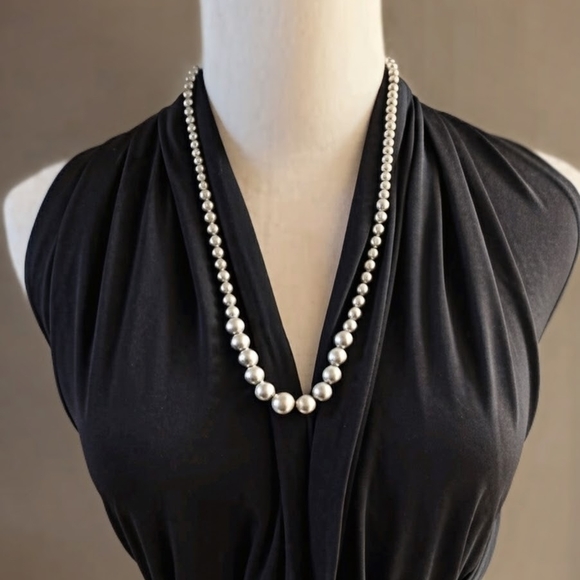 Jewelry - Vintage 925 Sterling Silver Graduated Ball Necklace